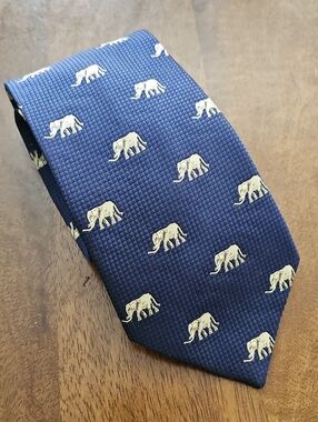 Giorgio Armani 100% Silk Royal Blue Elephant Tie - Hand Made In Italy